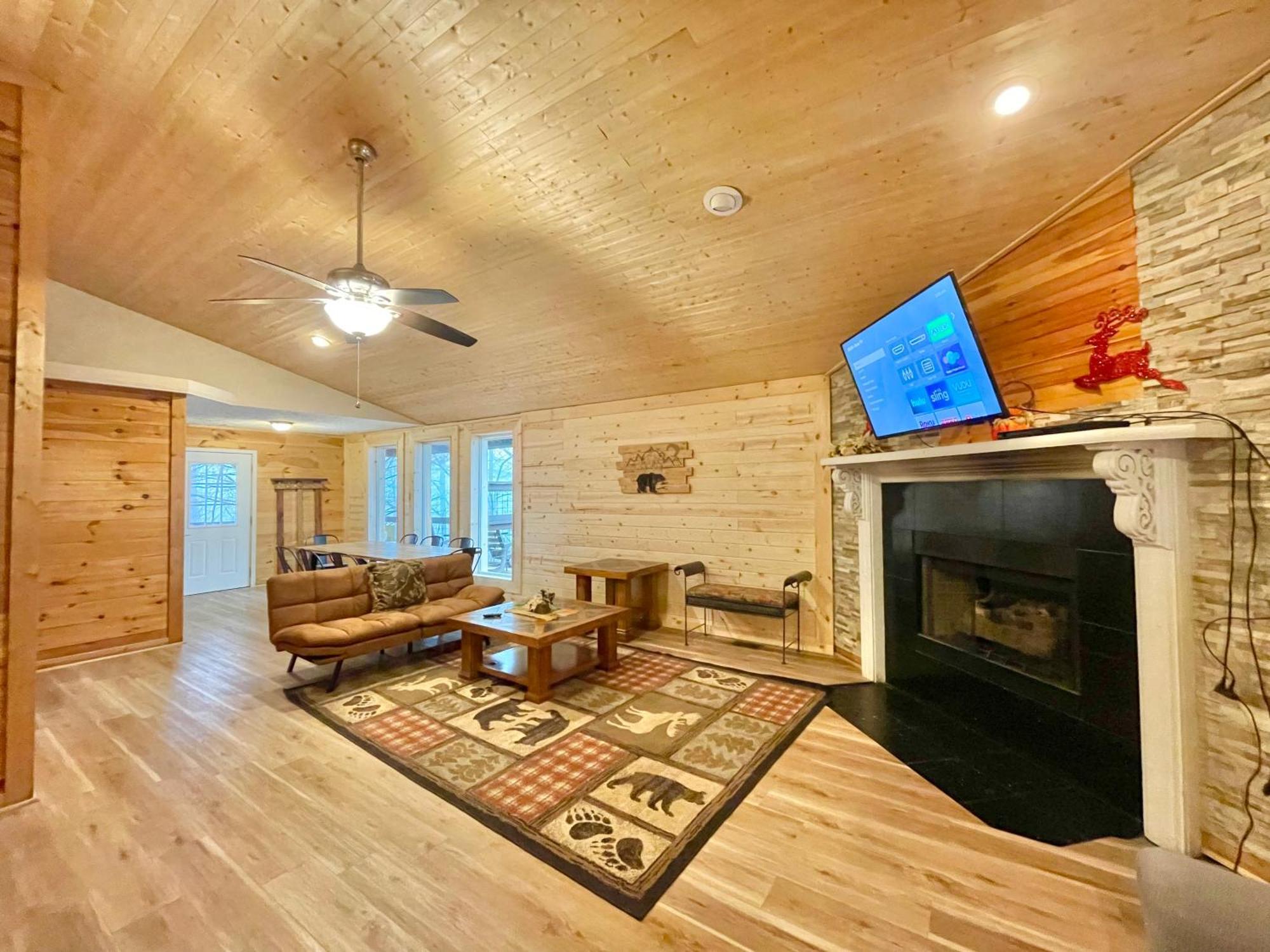 Lazy Bear Cabin Sevierville Ngoại thất bức ảnh